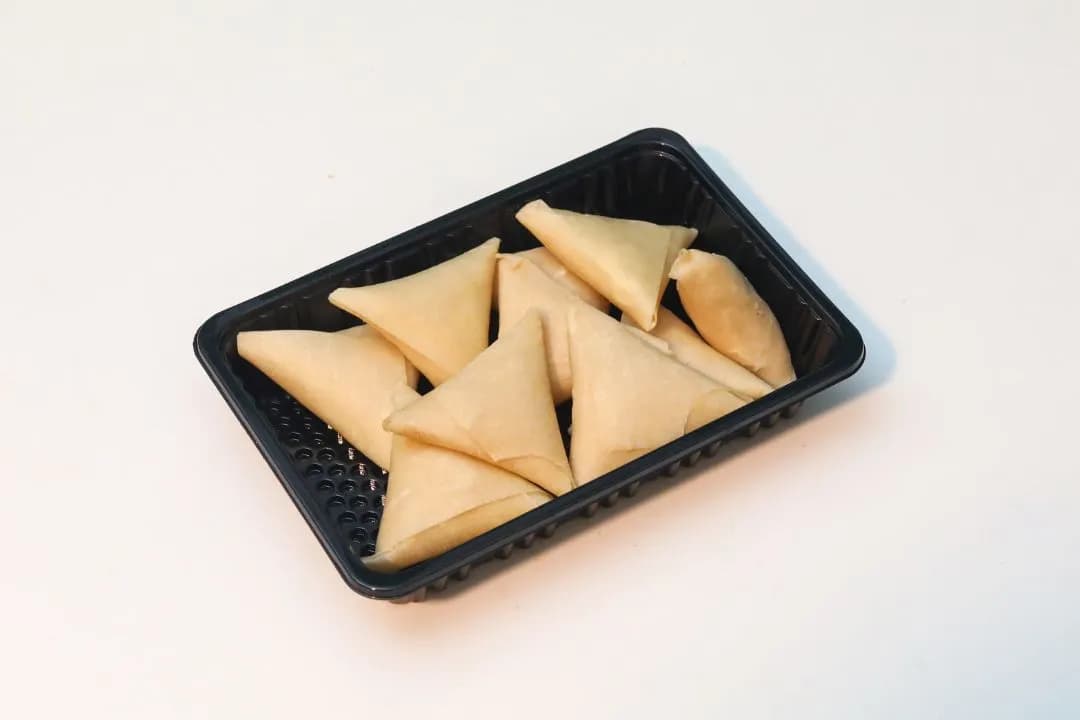 Cheese sambousek